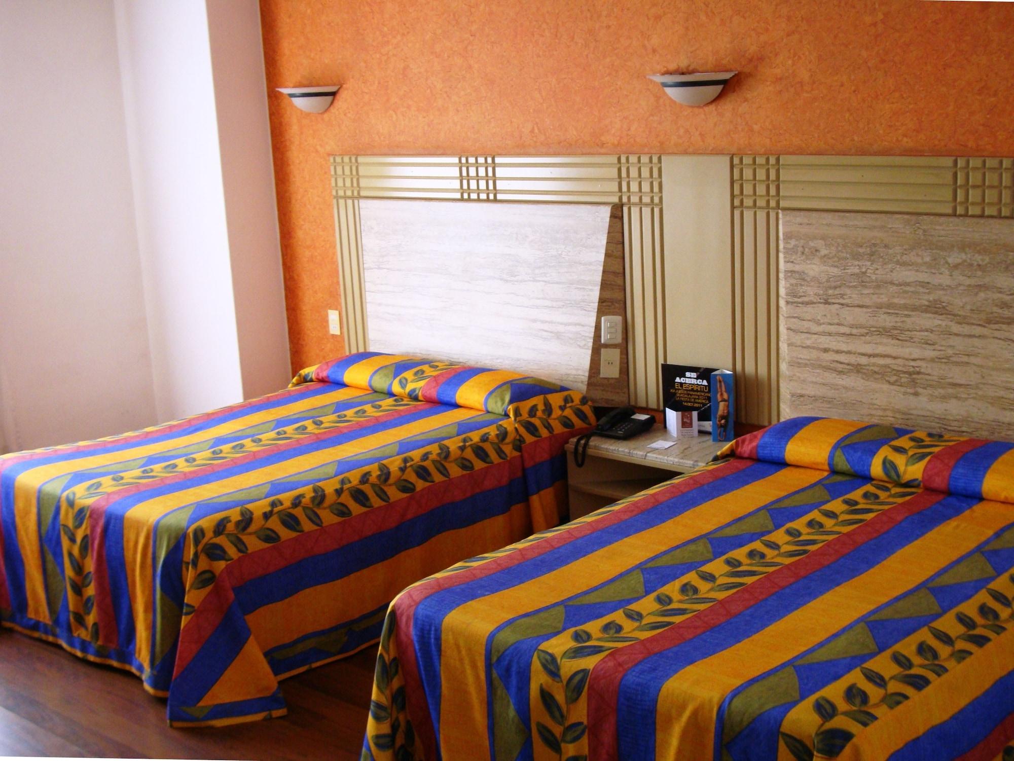 Hotel Cervantes กัวดาลาฮารา ภายนอก รูปภาพ